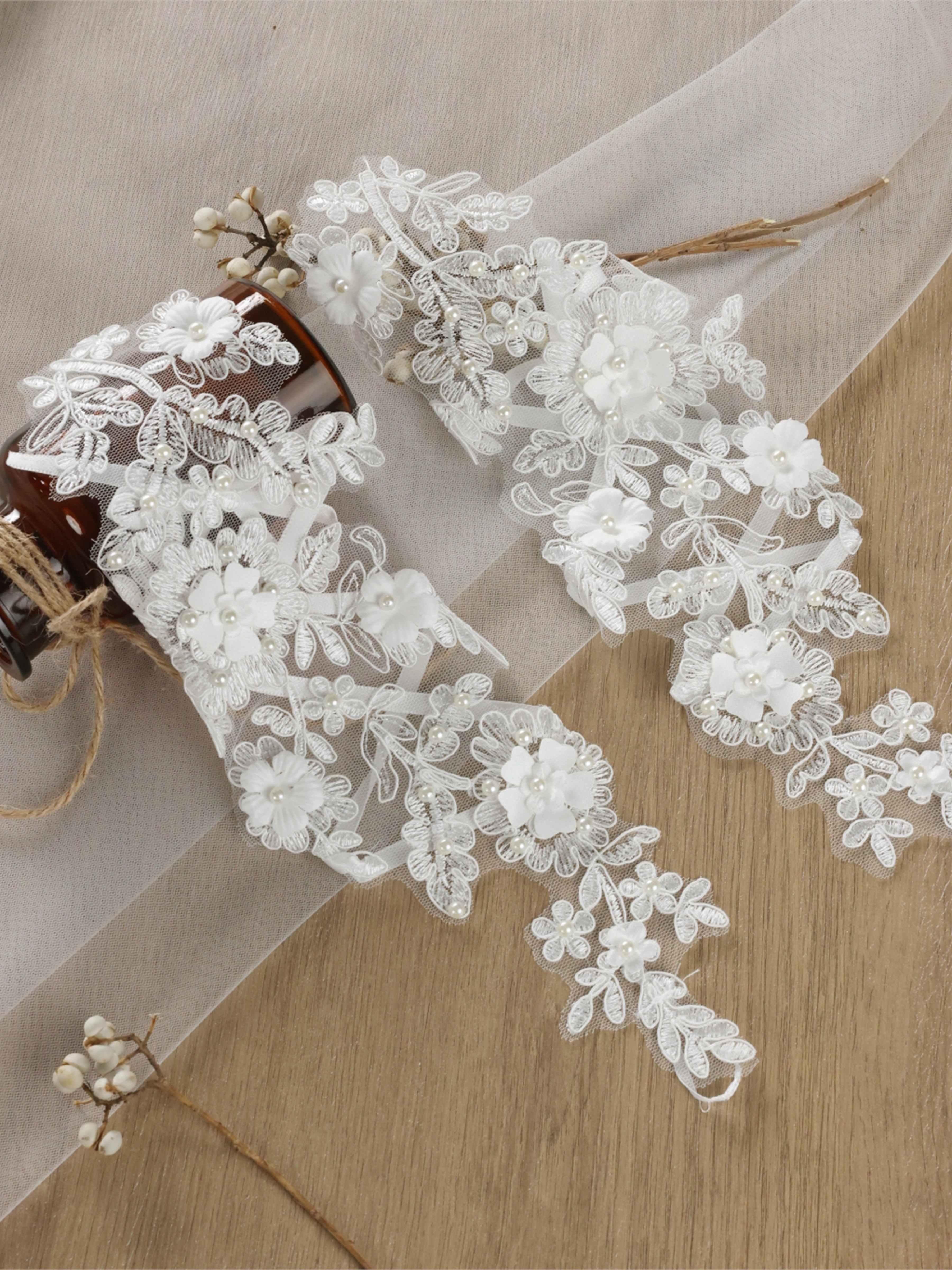 3D Floral Lace Bridal Gloves with Pearl Detail