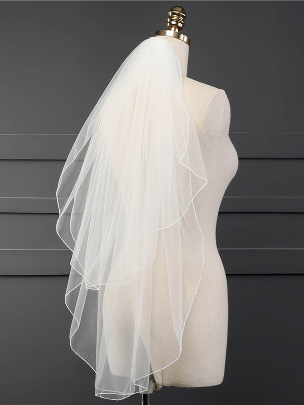Airy Two Tier Pencil Edge Tulle Bridal Veil
