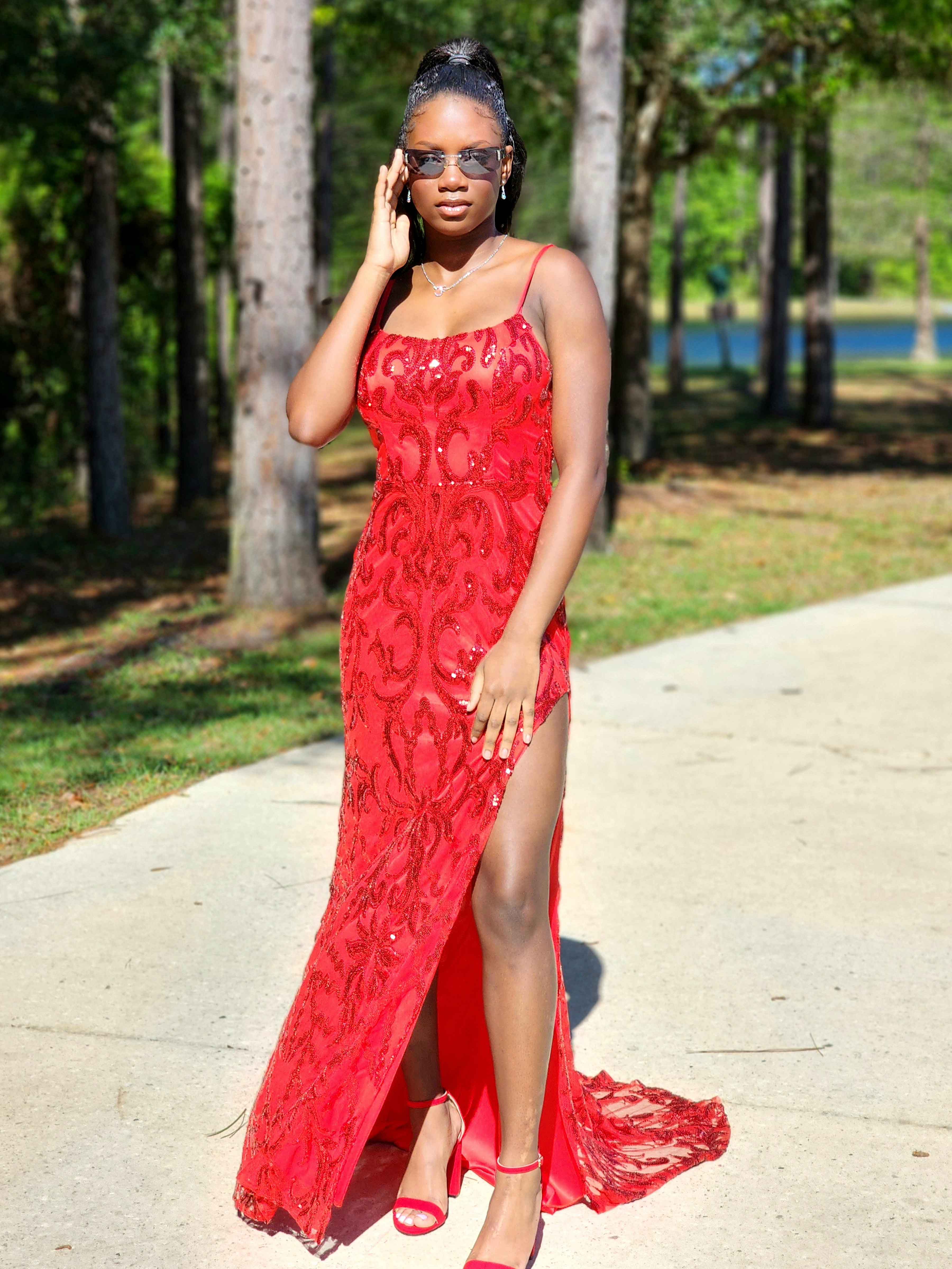 #color_Red