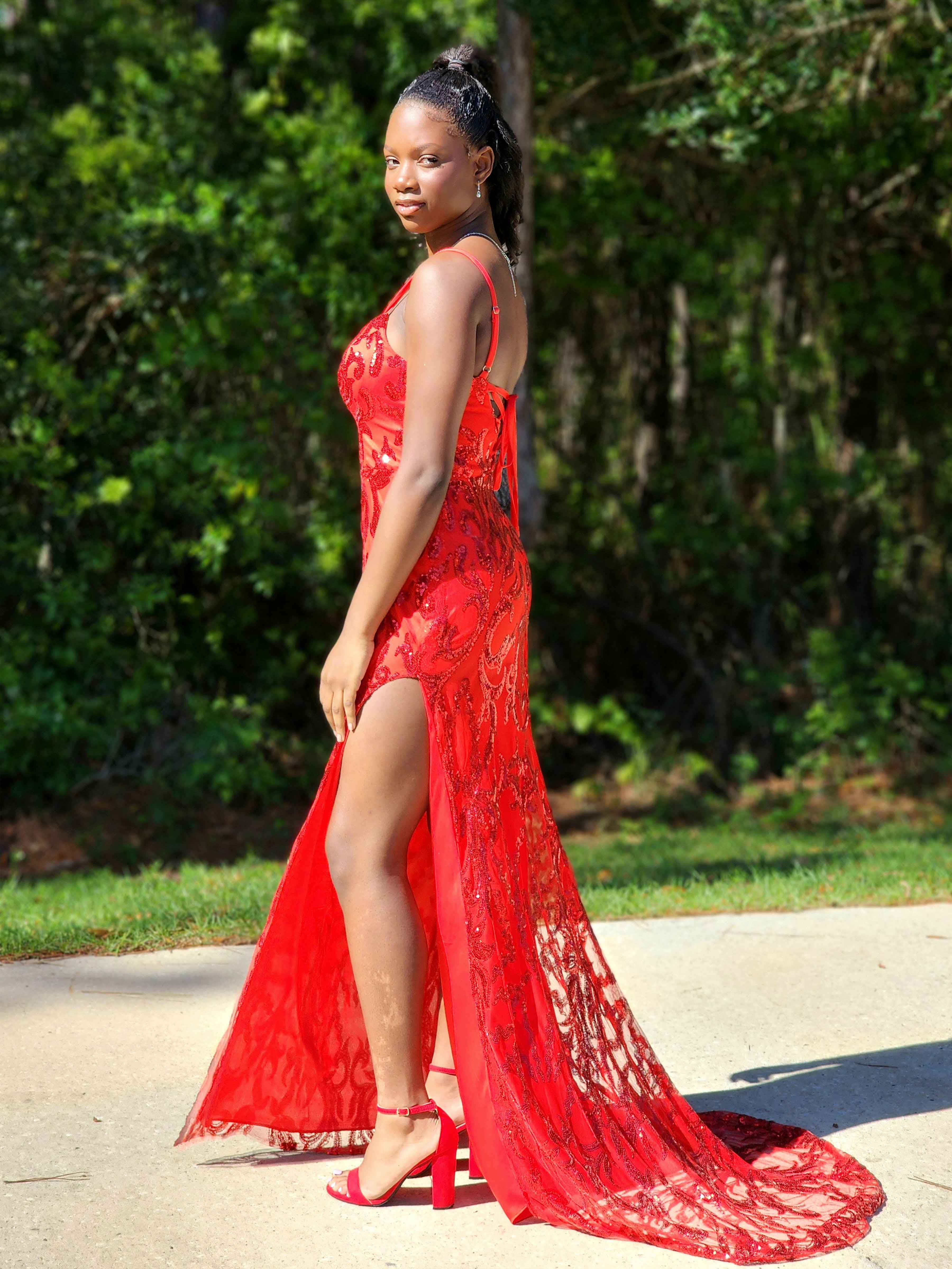 #color_Red