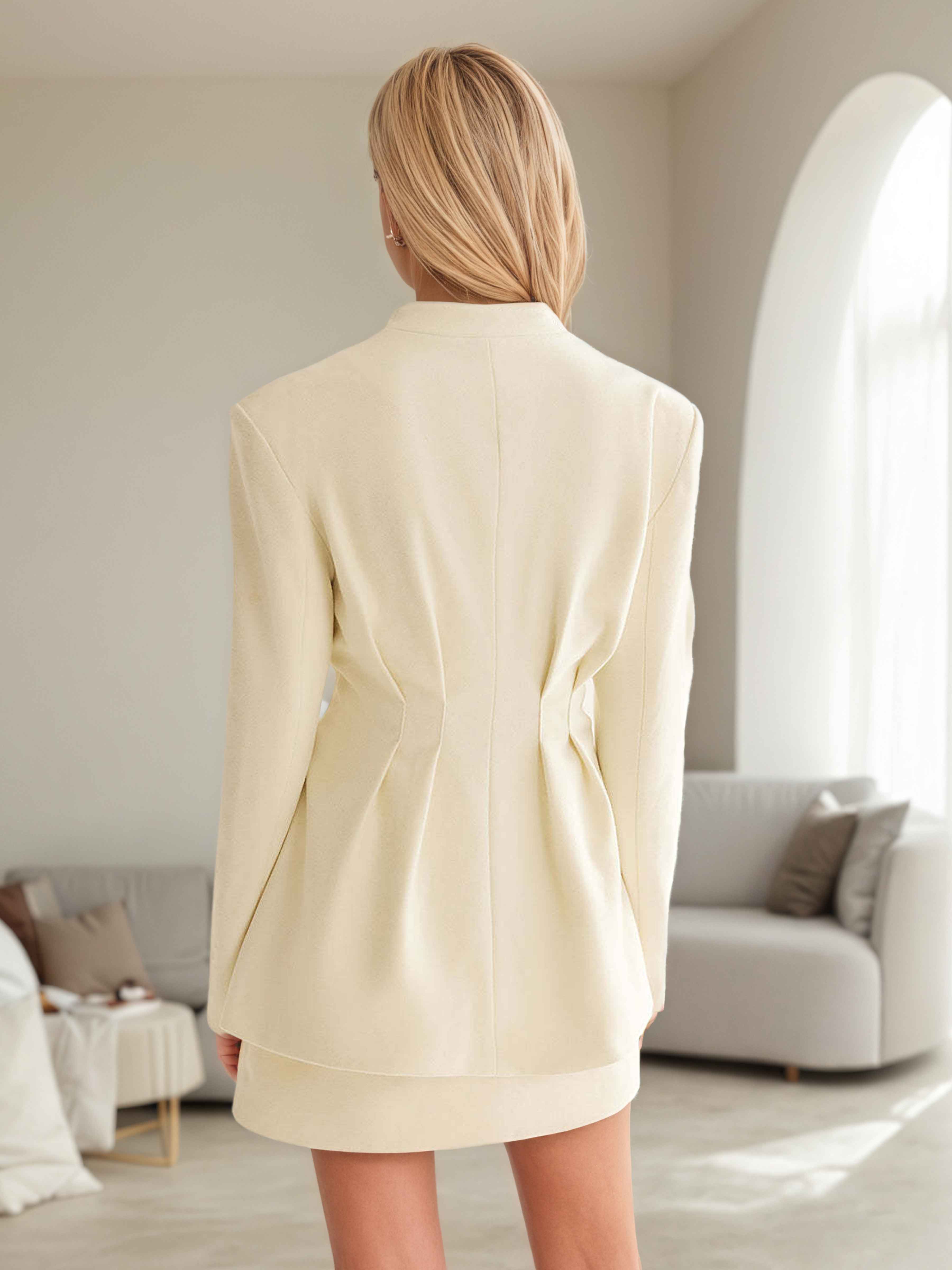 Fashionable Women's Pleated 5-Button Waisted Jacket