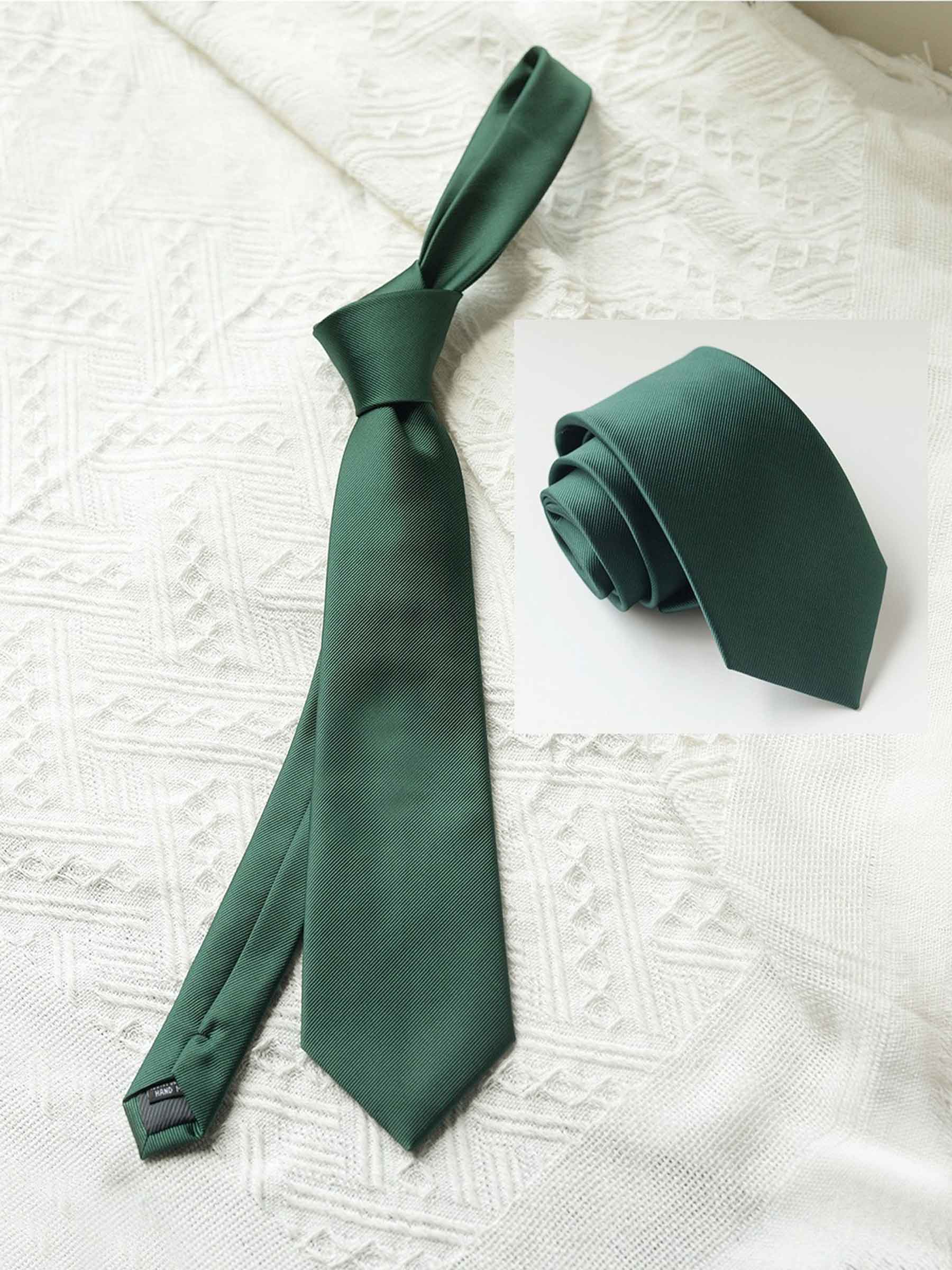 #color_Emerald Green