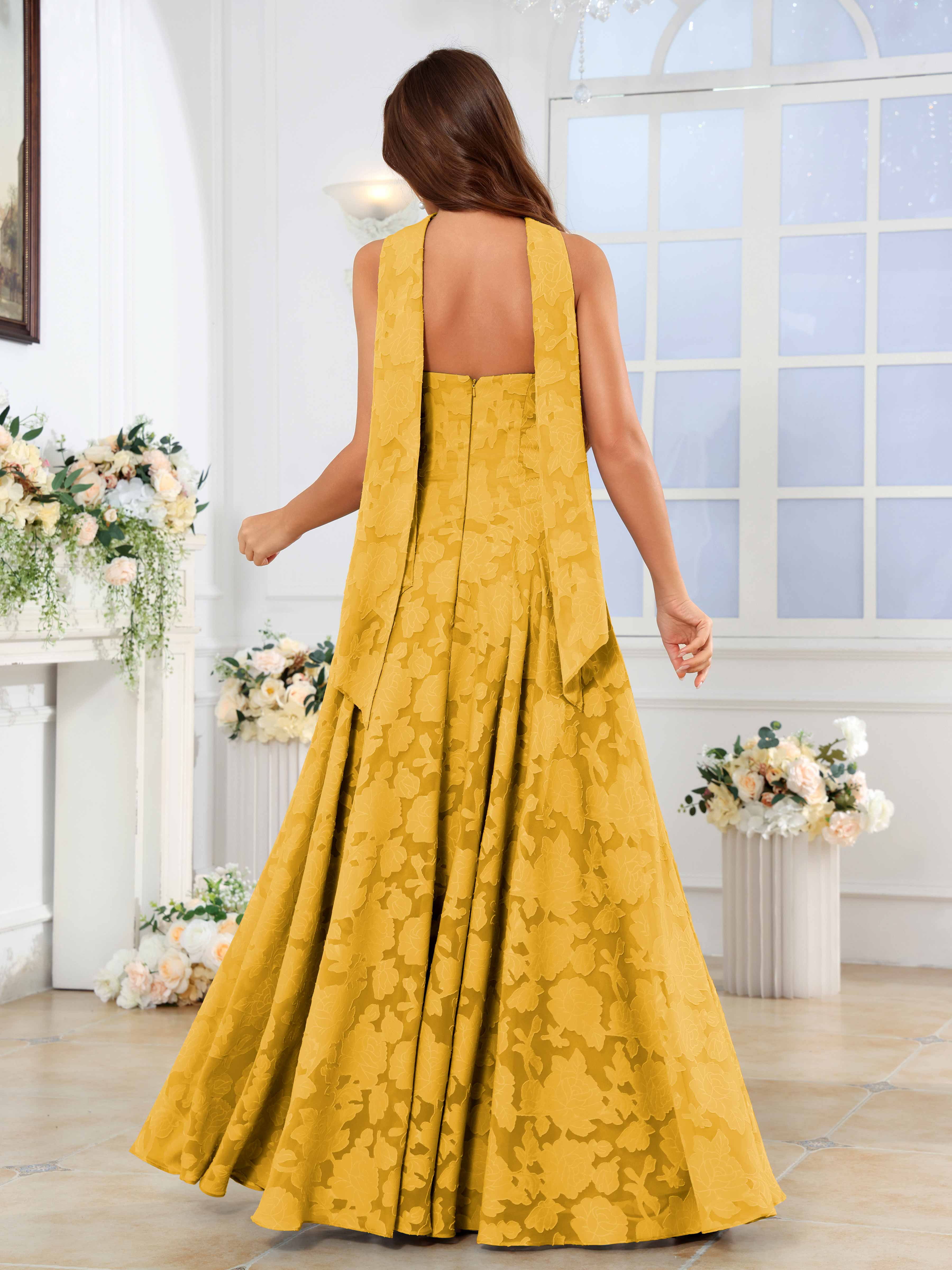 #Color_Gold