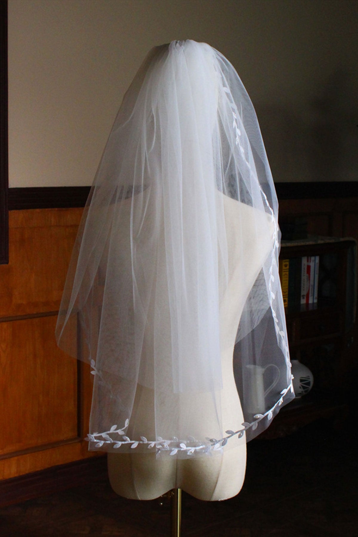 Delicate Leaf Wedding Bridal Veils