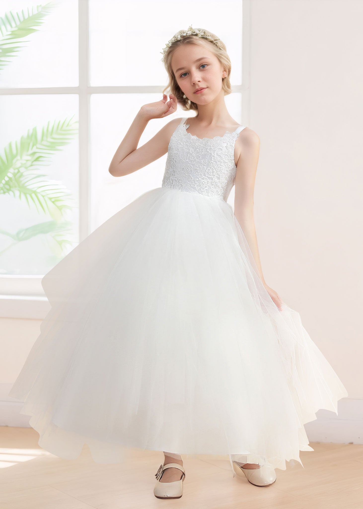 Fluffy A-Line Bow Back Tulle Applique Long Flower Girl Dresses