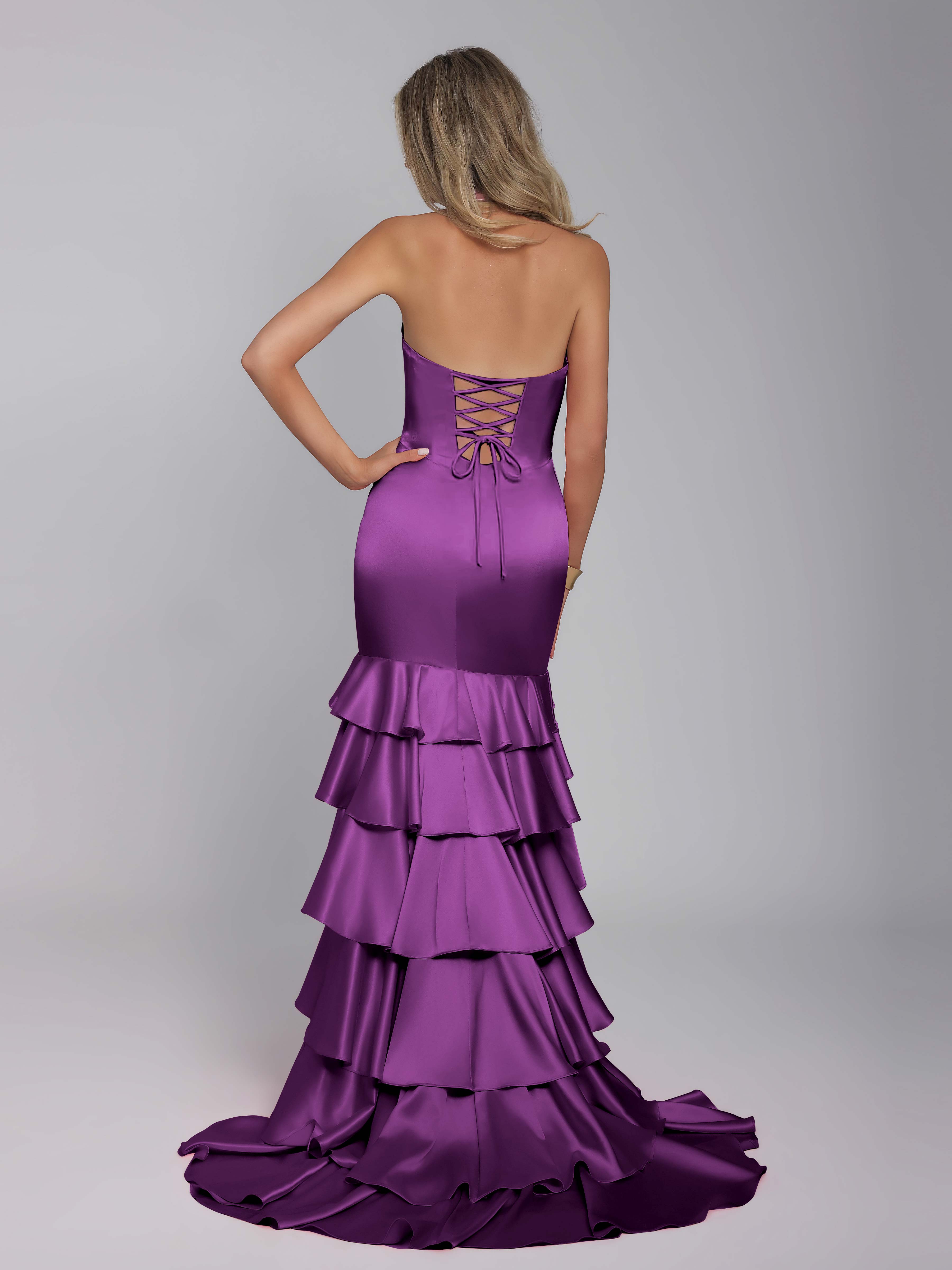 #color_Plum
