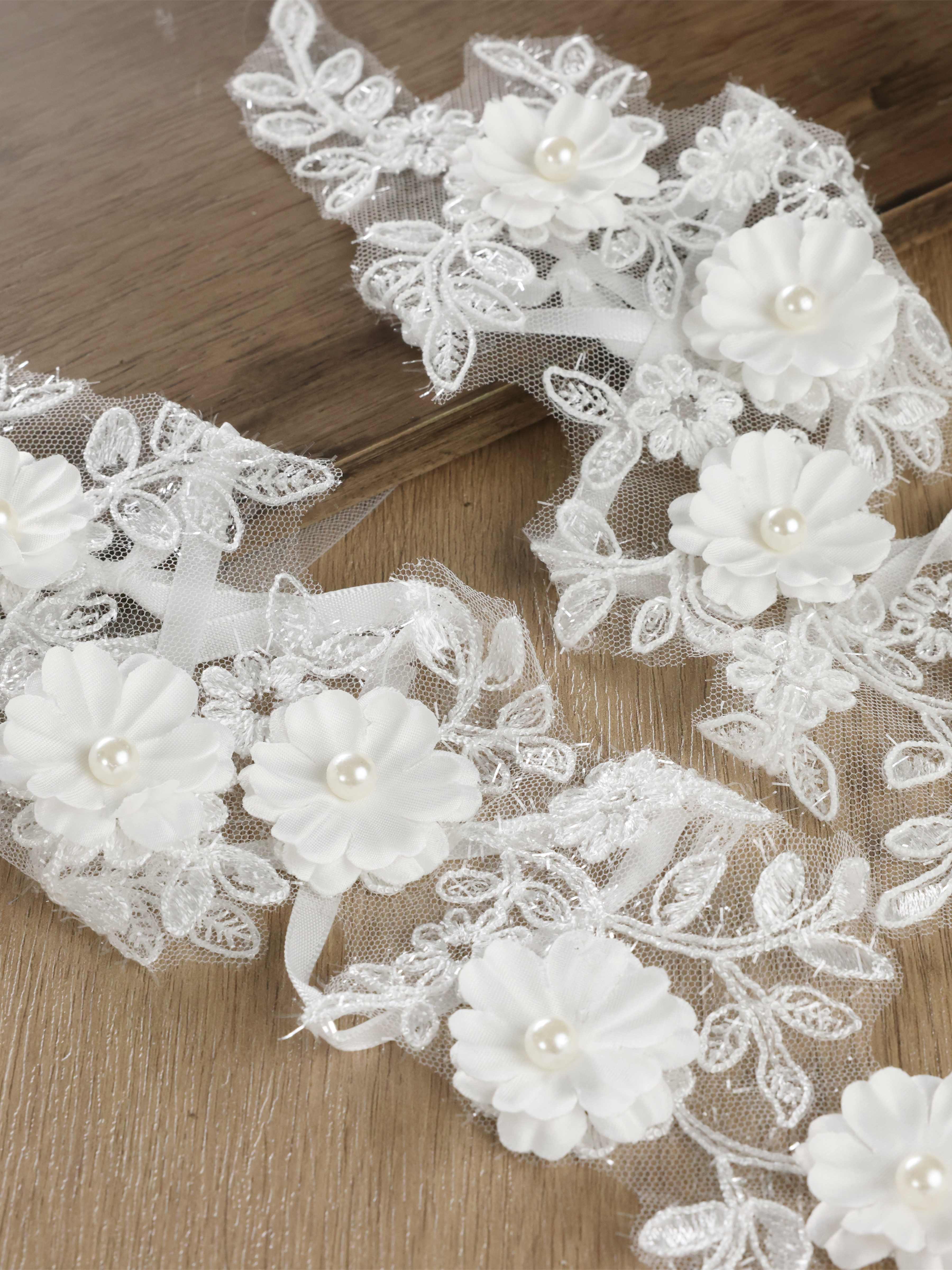 Long Floral Lace Bridal Gloves with 3D Applique