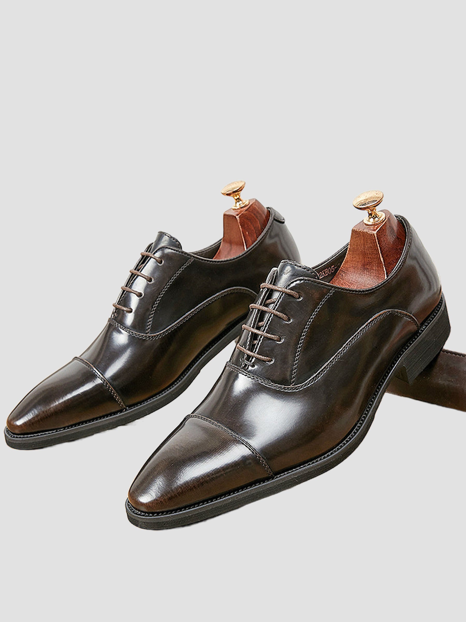 Men’s Patent Leather Cap-Toe Oxford Dress Shoes