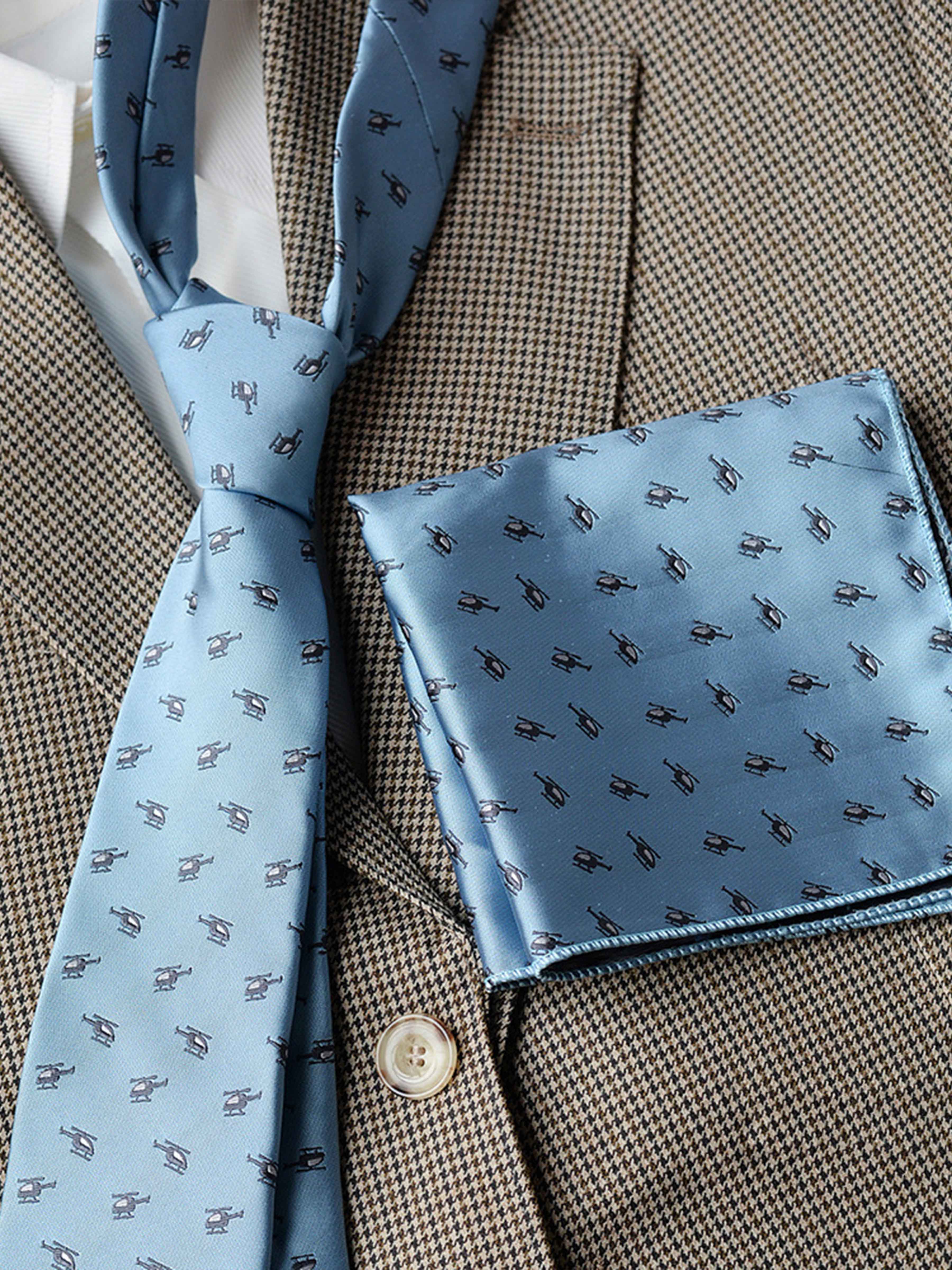 Modern Men's Patterned Tie and Pocket Square Set