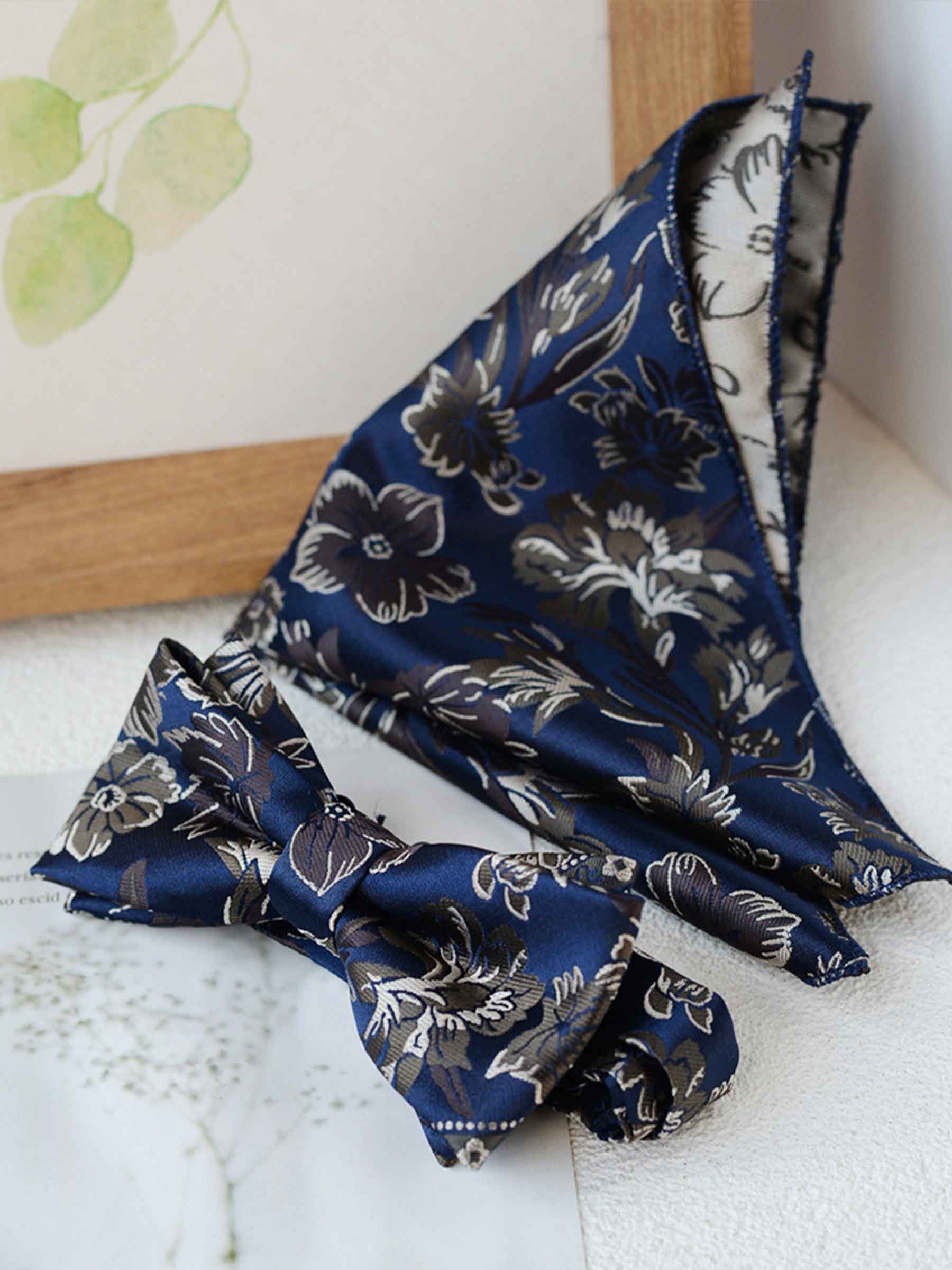 Modern Men's Bow Tie and Pocket Square Set