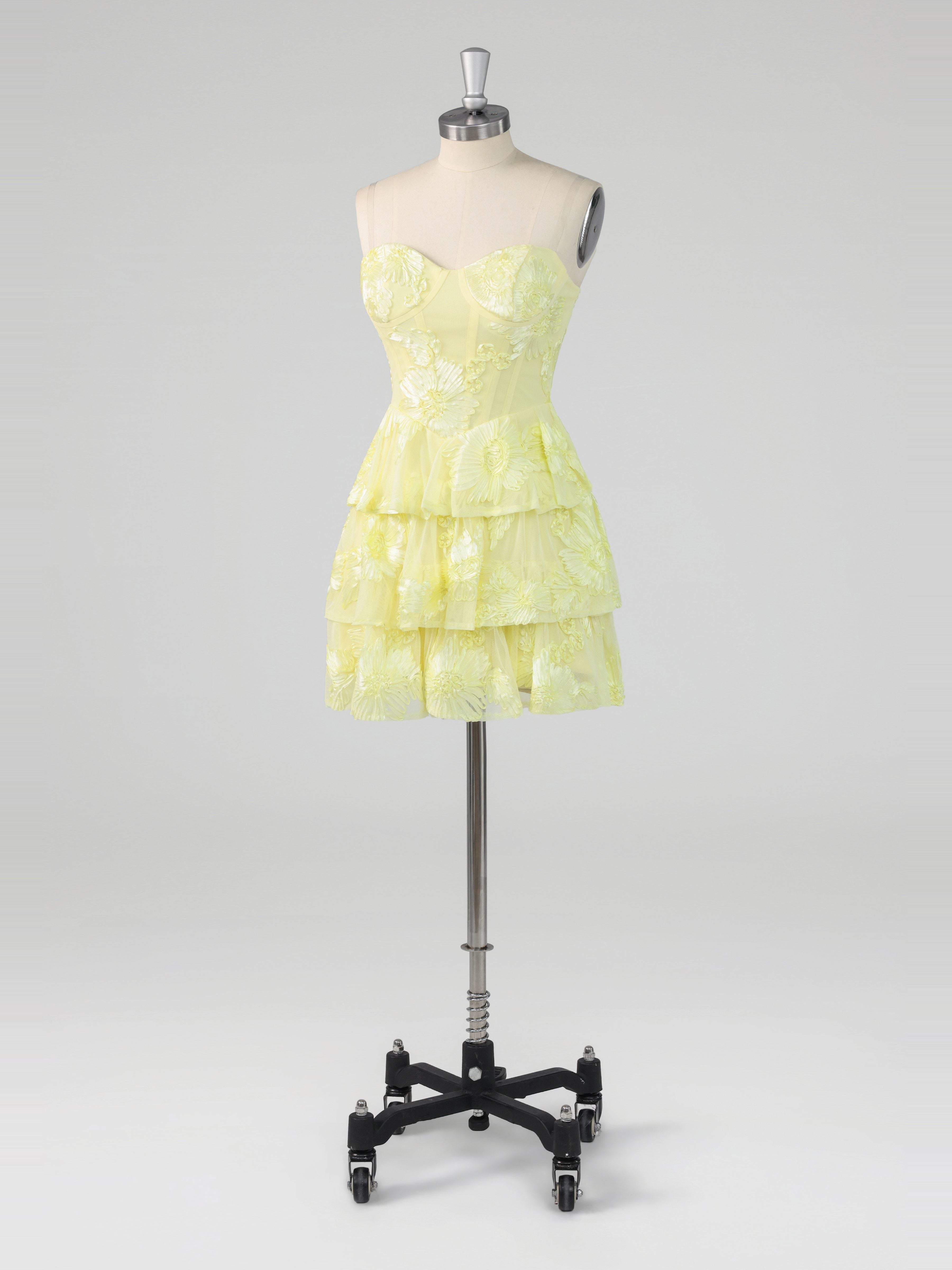 Playful Strapless Tiered Ruffles Mini Party Dresses