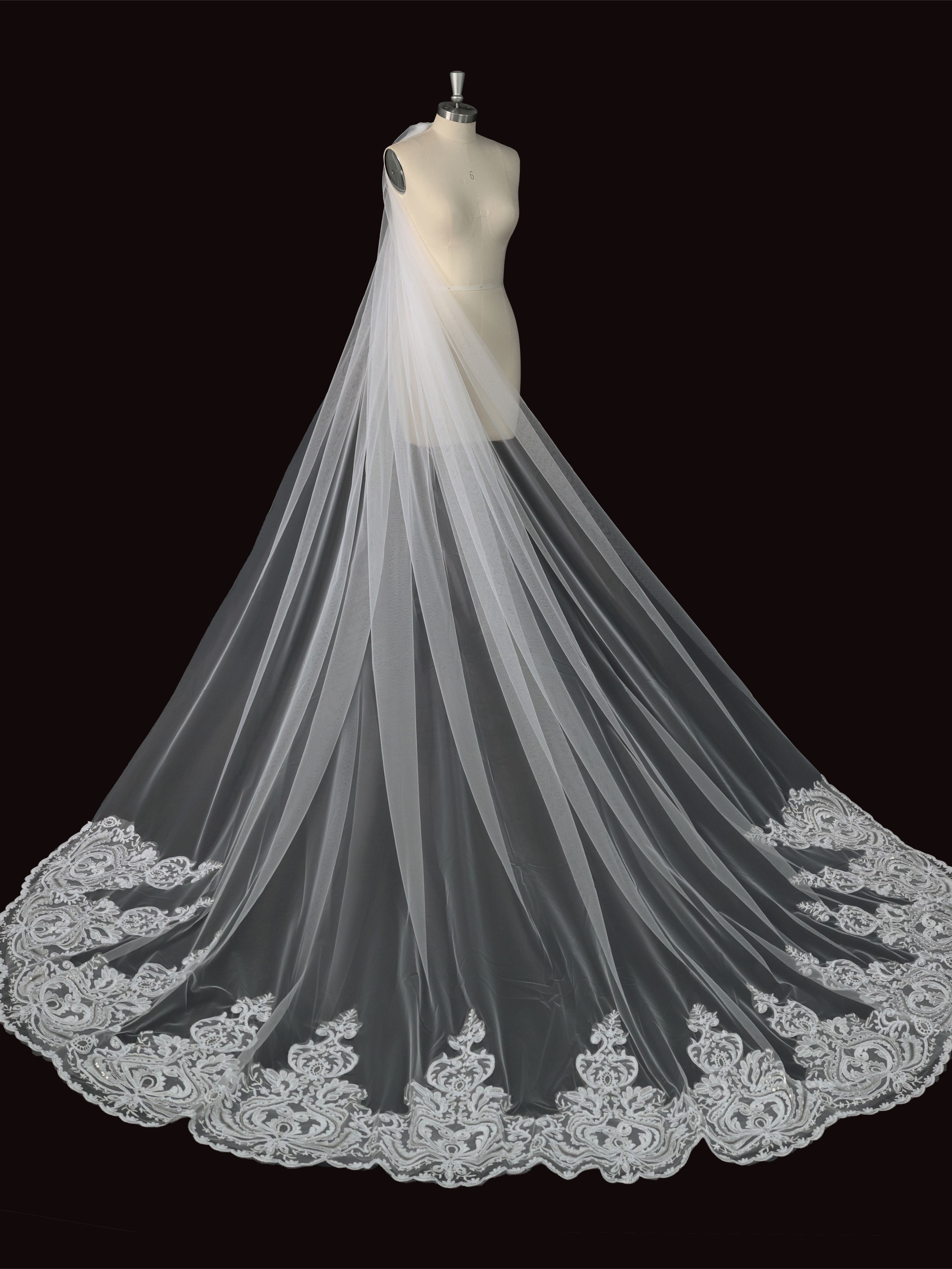 Soft Tulle Bridal Veil with Comb