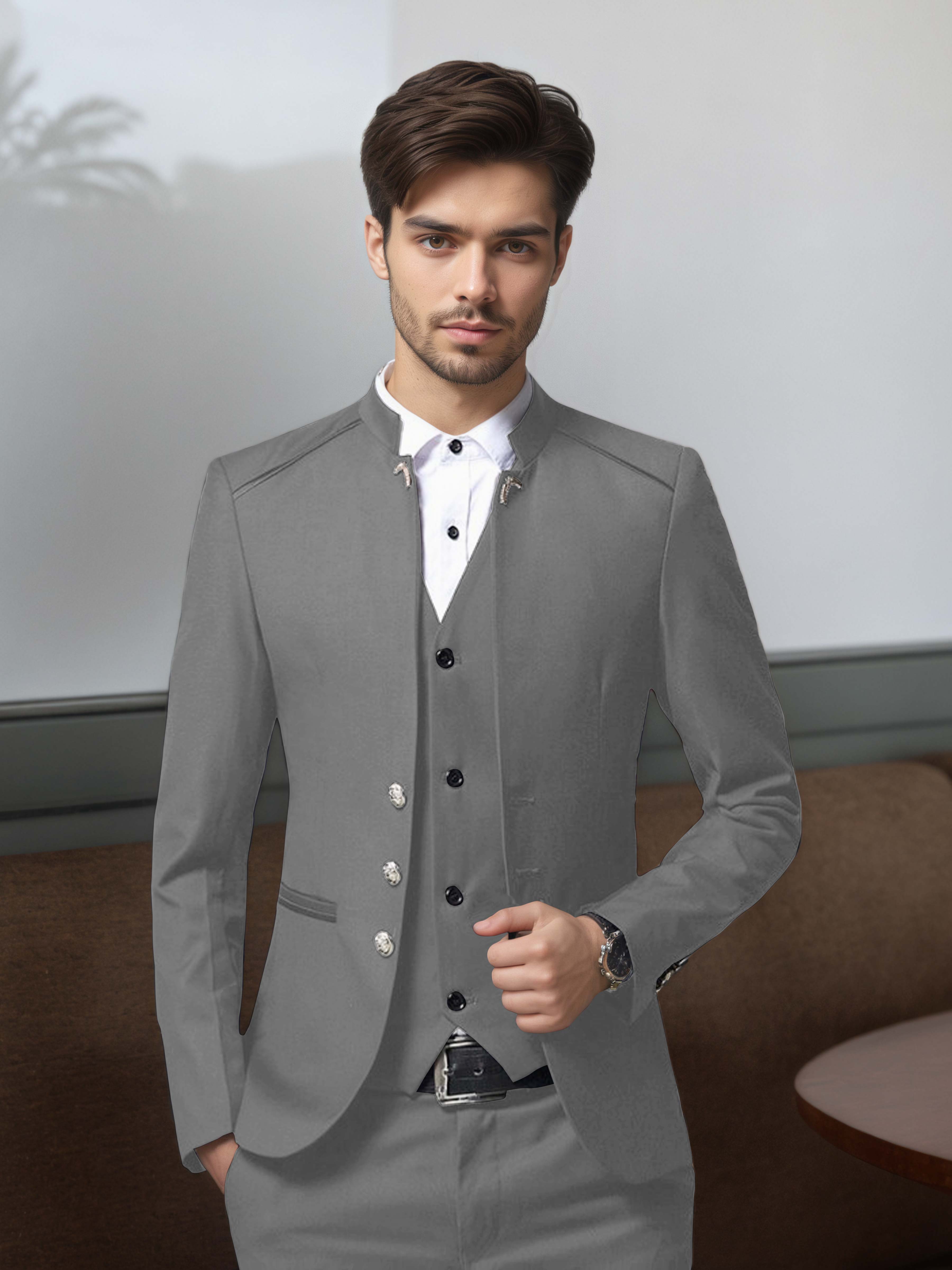 Vintage Men's Structured Single Breasted 3 Pieces Suits