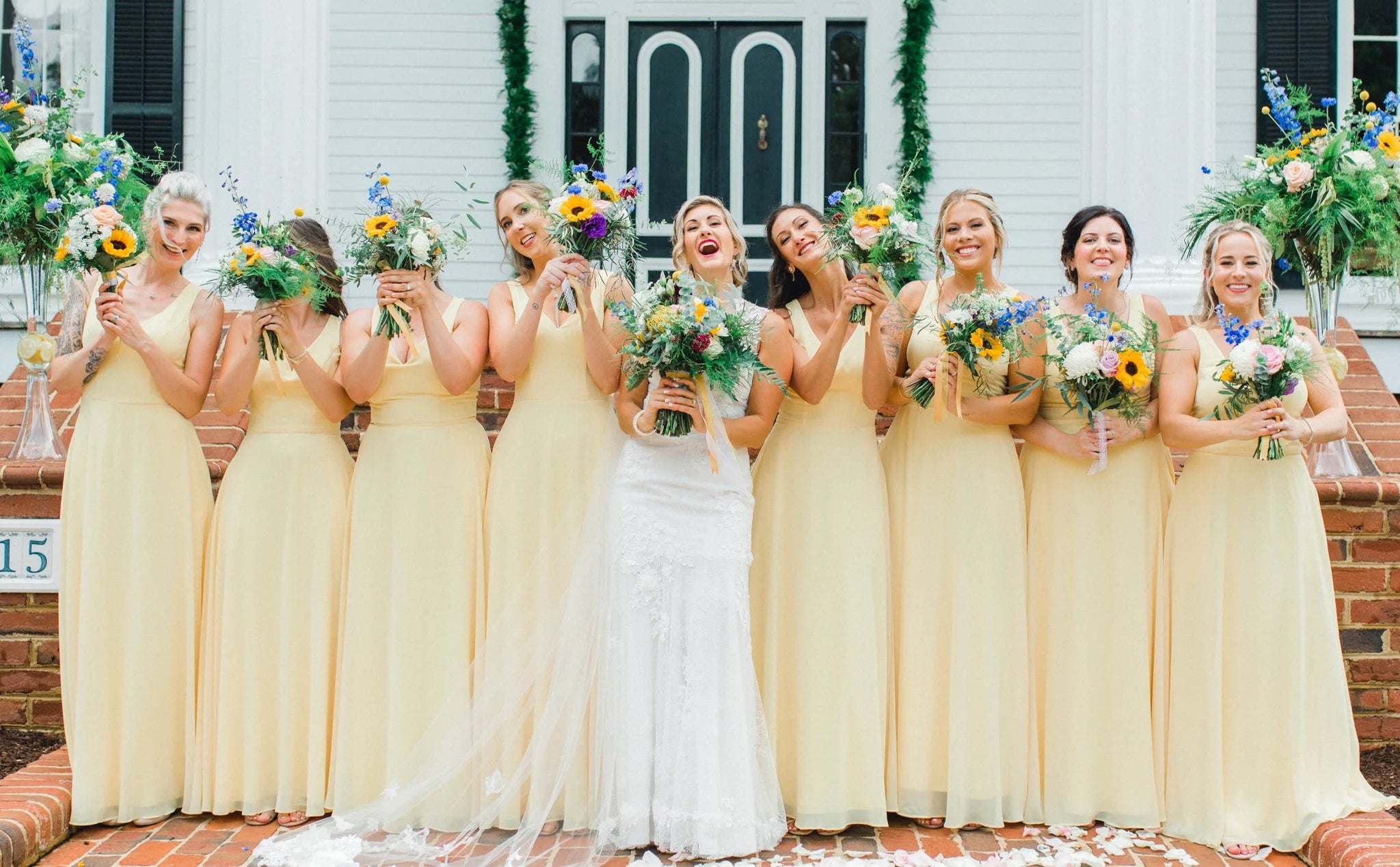 Shop Stunning Yellow Bridesmaid Dresses for Your Wedding | Pomuyoo Shop Stunning Yellow Bridesmaid Dresses for Your Wedding | Pomuyoo