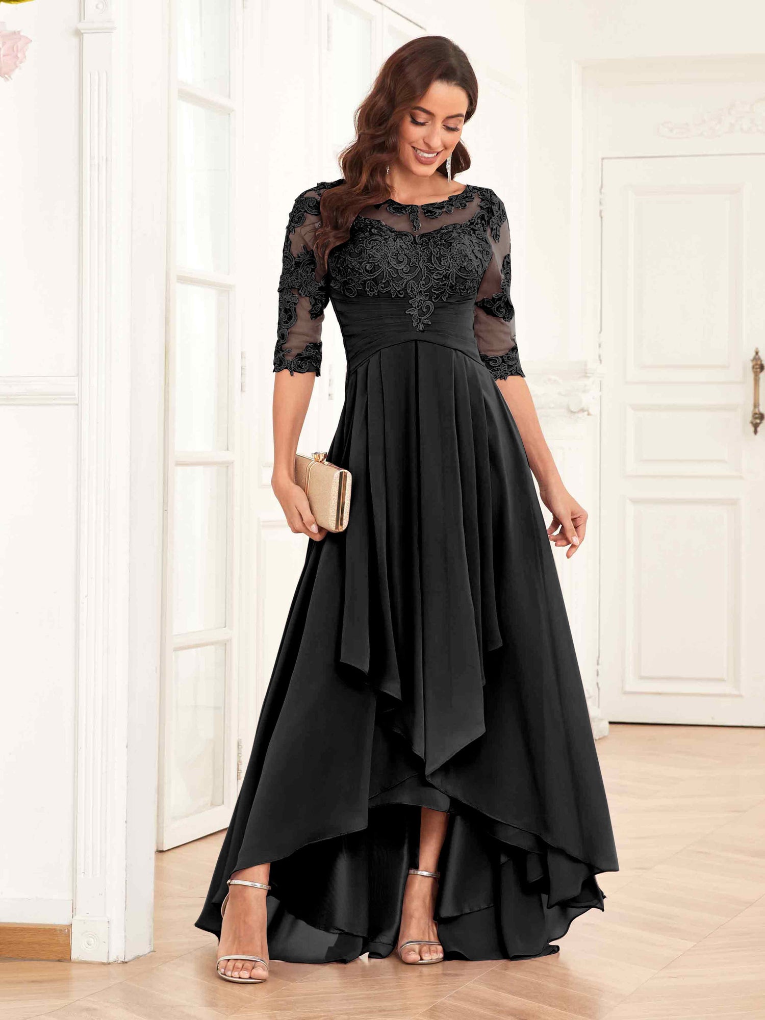 Champagne Mother Of The Bride Dress A-Line Short Sleeves Lace Appliques Sequins Maxi Mother Of The Bride Dress